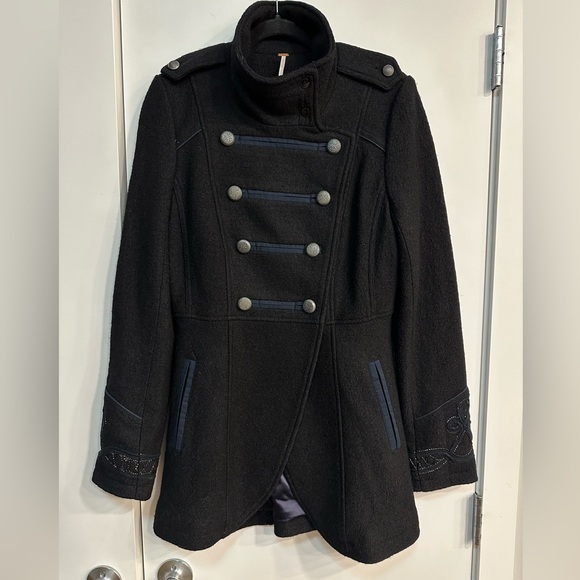 FREE PEOPLE PEA COAT - Picture 2 of 12